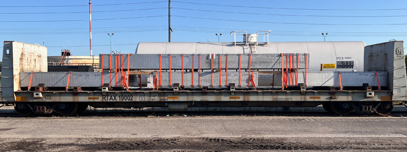 Large Aluminum Ingots needed new and more strapping during transit